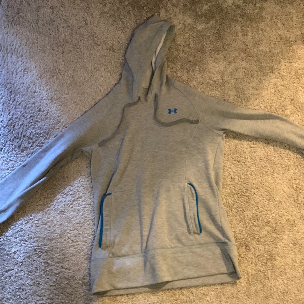 Gray under armour hoodie size medium.
